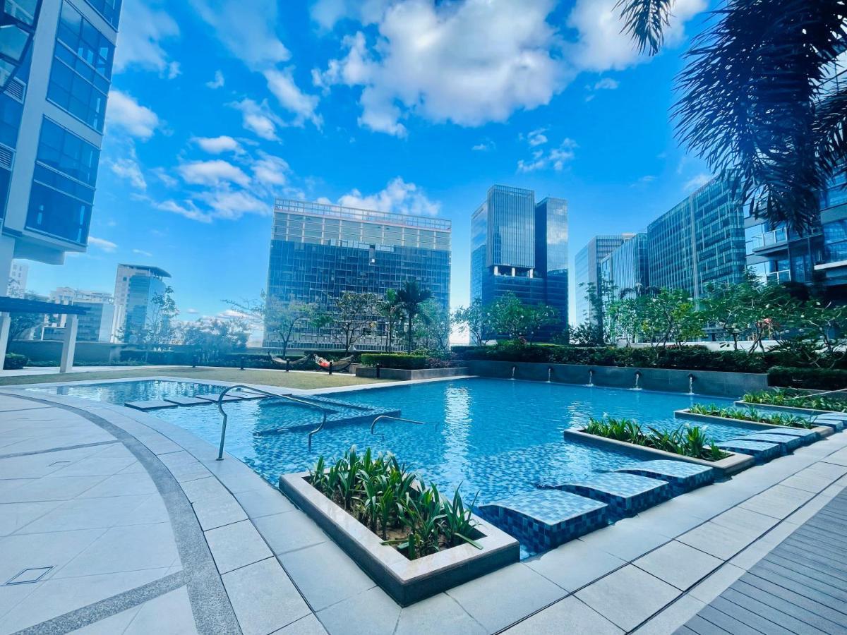 טאגיג Uptown Parksuites Bgc מראה חיצוני תמונה